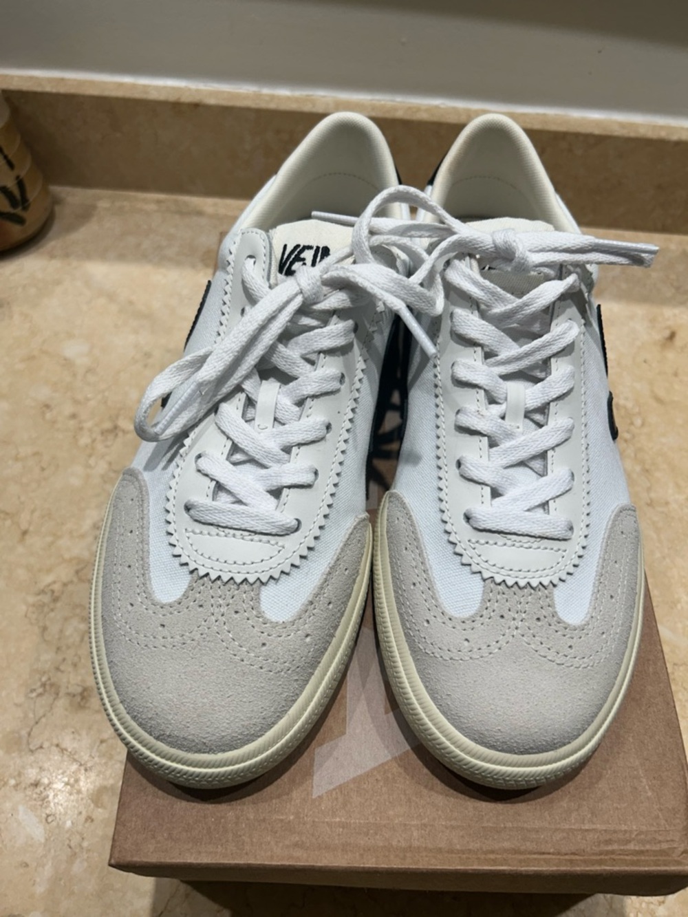 NWT Veja Volley Canvas Sneakers in White and Black - Picture 5 of 7